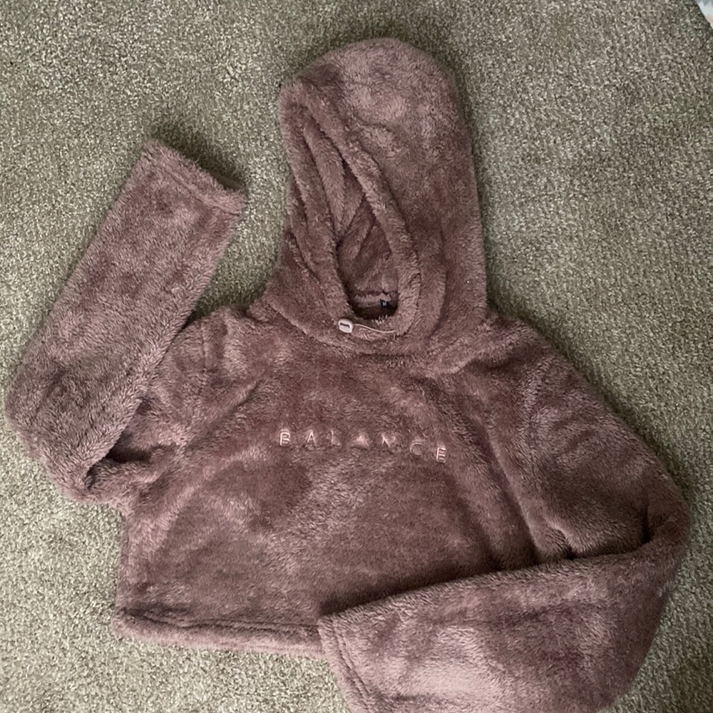 BALANCE ATHLETICA Sherpa cropped hoodie